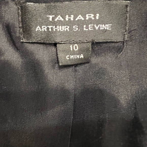 Tahari sheath dress and cropped jacket set size 10 - Picture 9 of 11